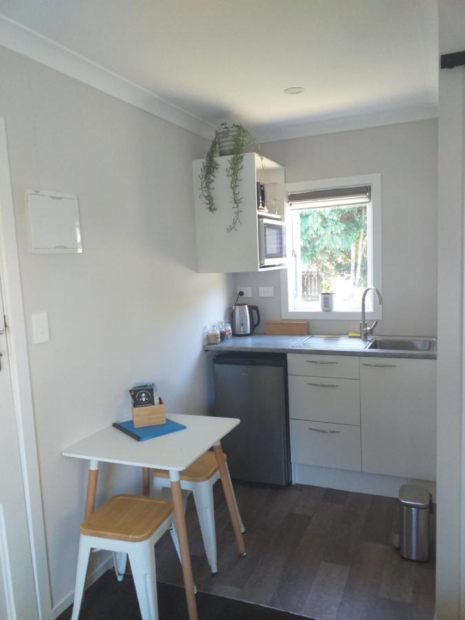Sleepout Hideaway Apartment Роторуа Екстериор снимка